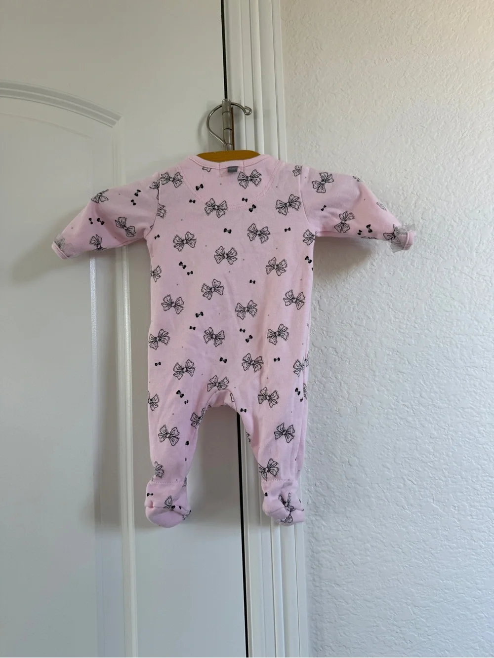 Petit lem newborn Pink Bow-Print Baby One-Piece Footed Pajamas